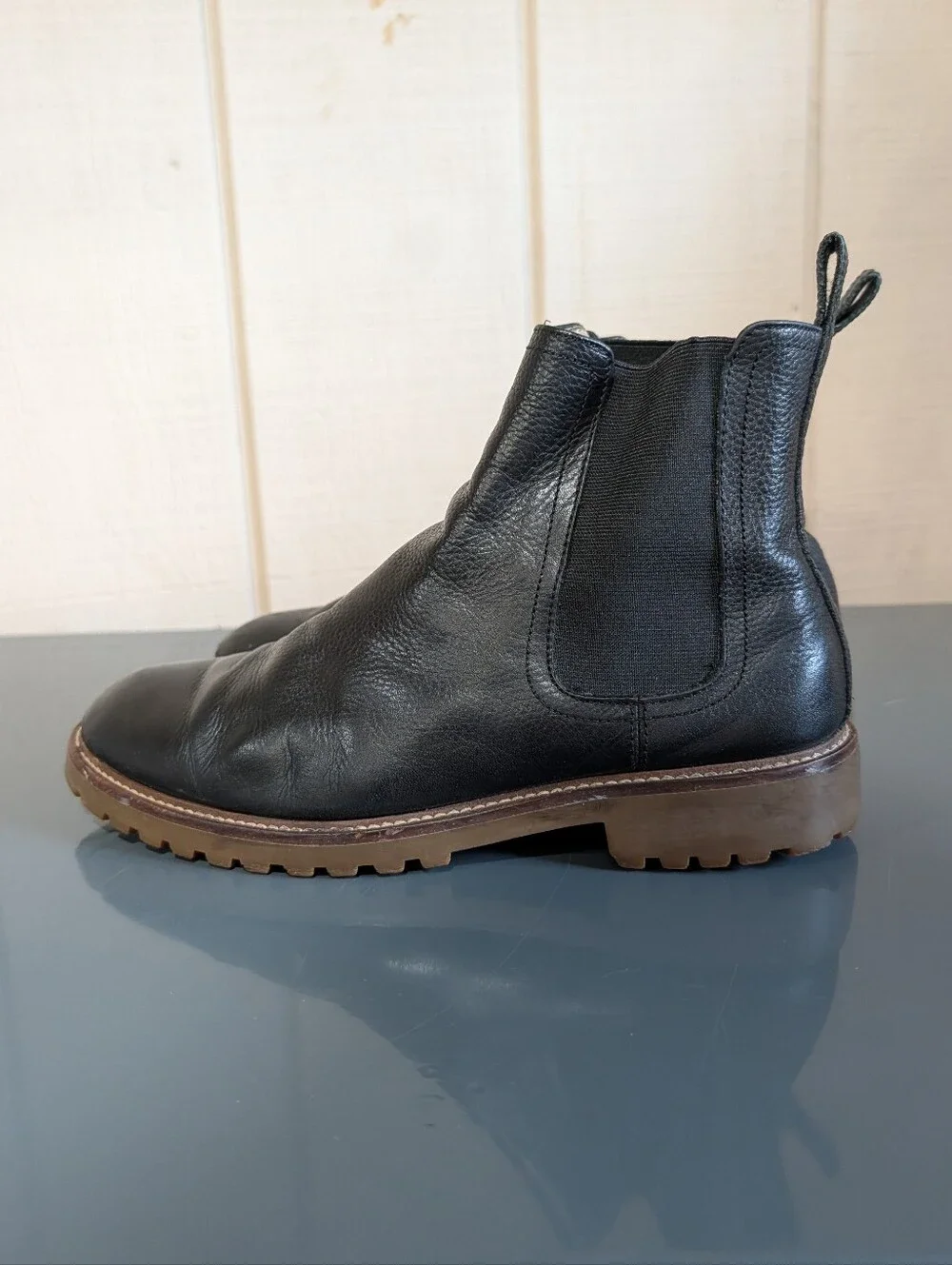 Banana Republic Tanner Black Leather Mens Chelsea Boot 8
